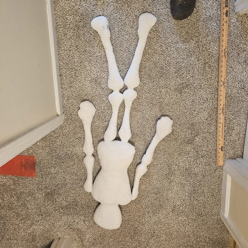 Skeleton Fleece Plush 40